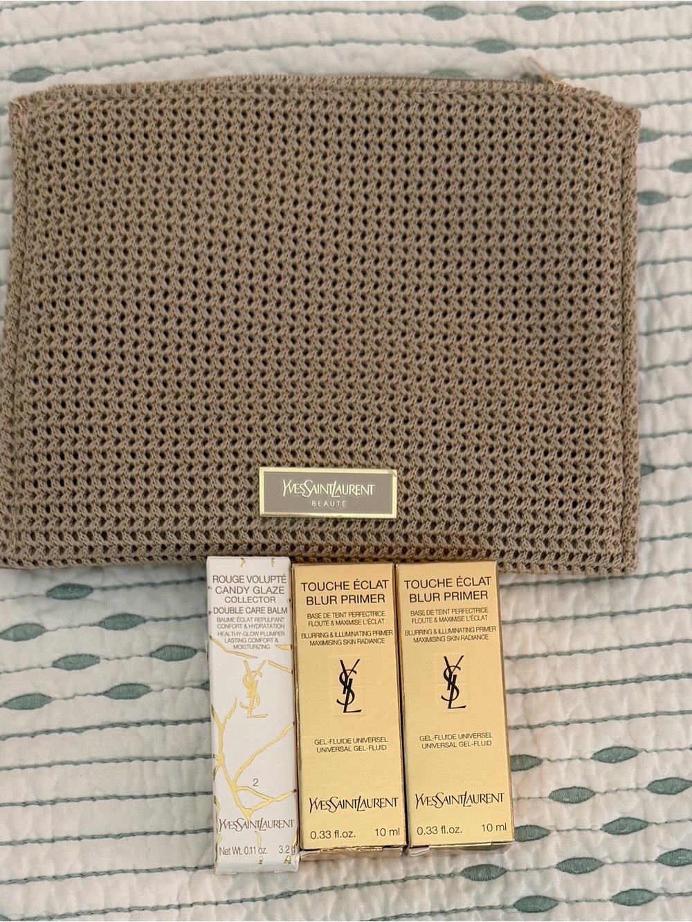 Yves Saint Laurent Beige Textured Pouch with Gold Hardware, 3 sample products - Picture 2 of 12